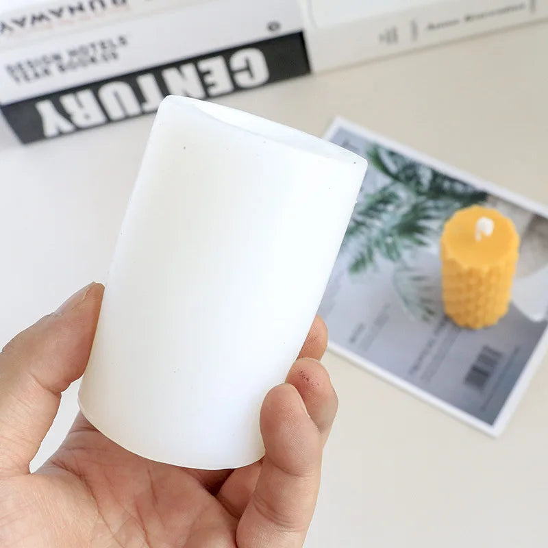 Create Stunning Candles and Soaps with Our 3D Honeycomb Cylindrical Silicone Mold - Perfect for DIY Crafts and Unique Home Decor!